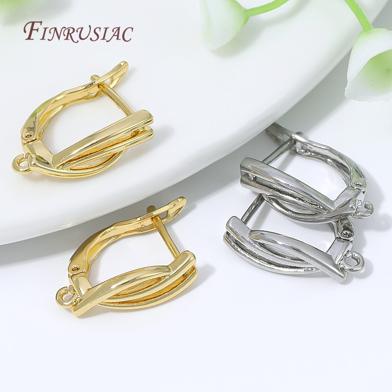 Multiple Styles Huggie Earring - огляд і ціна Diapering